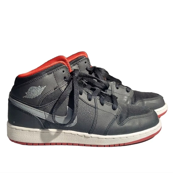 Nike Air Jordan Retro Mid High Size Youth Color Black/Grey